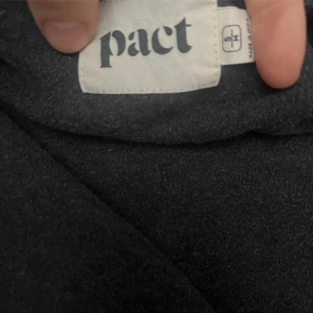 ‼️VGUC: Pact Organic Grey Cardigan Sweater - S/M - Picture 6 of 7